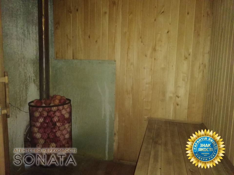 WebWizard CRM | Охайний будинок з санвузлом в селі Худяки